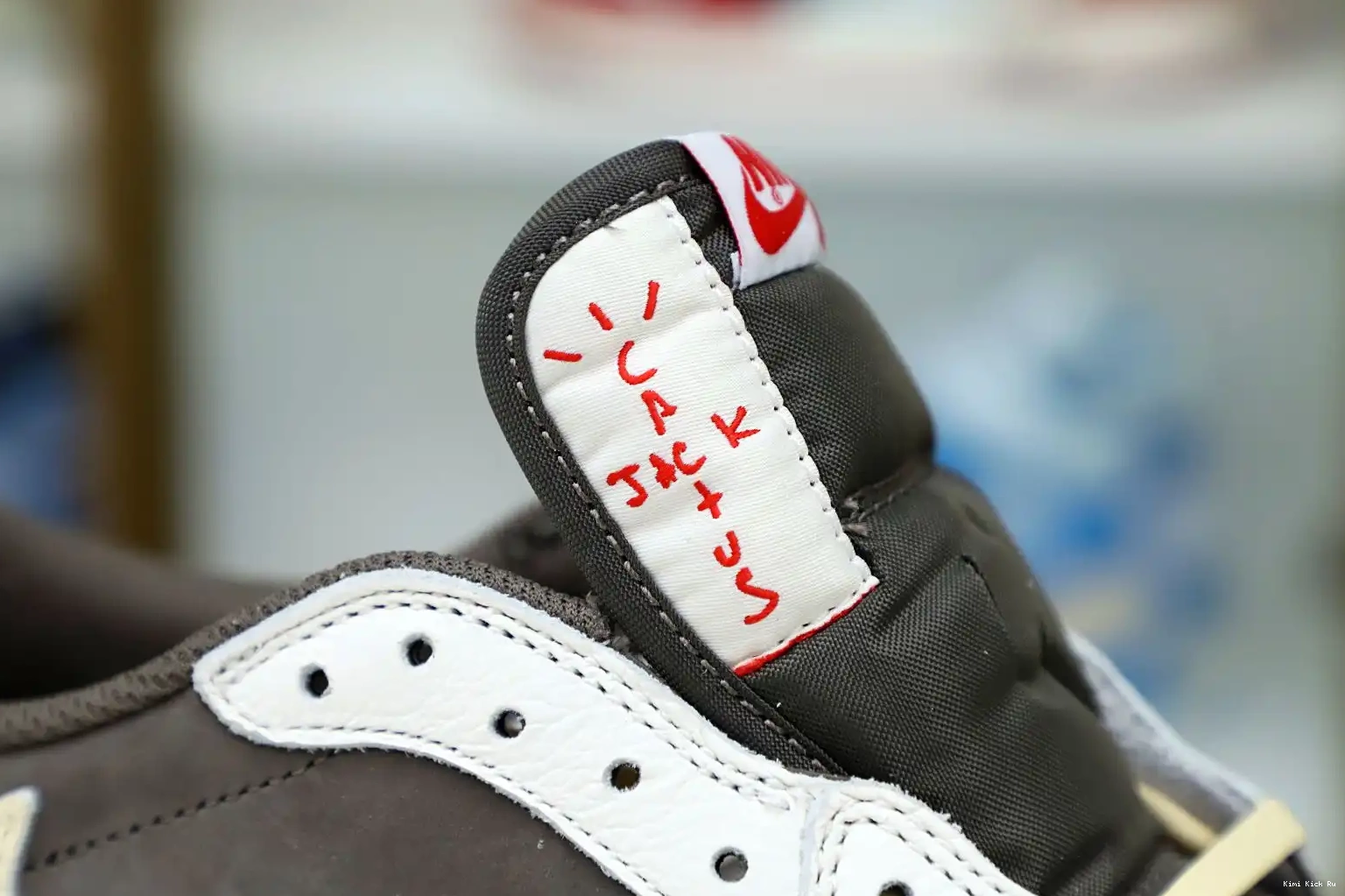 TRAVIS SCOTT 1 AIR LOW REVERSE OG Kimikick MOCHA X JORDAN 0822